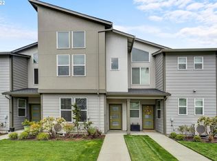 8037 SE Engelmann St, Hillsboro, OR 97123