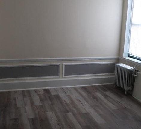 3rd image of 5301 N Ashland Ave #2L