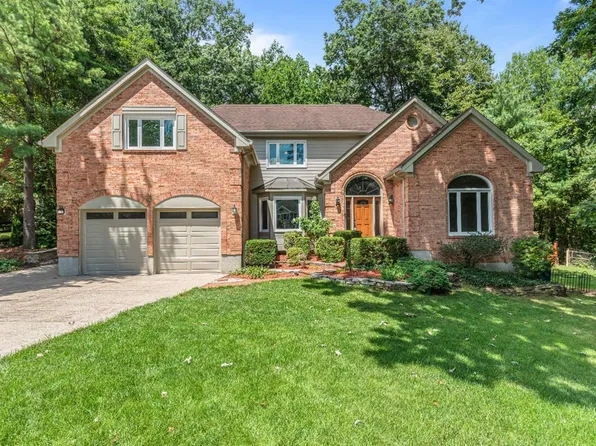 2945 Turpin Woods Ct, Cincinnati, OH 45244