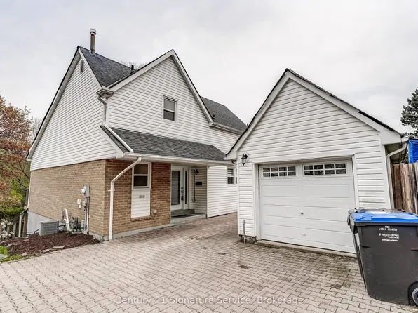 1159 Kos Blvd, Mississauga, ON L5J 4L3
