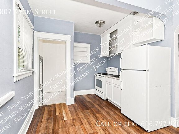 2nd image of 1807 Krom St