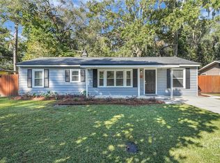 23 Brookview Drive, Savannah, GA 31406