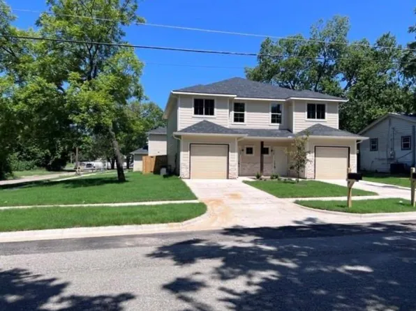 318 S Main St #1, Bonham, TX 75418
