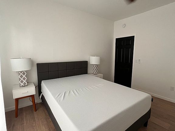 5th image of 310 E Front St #3