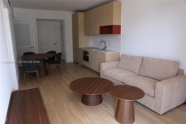 1st image of 90 NE 32nd St #706