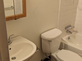 922 Phillips St APT 10, Baden, PA 15005