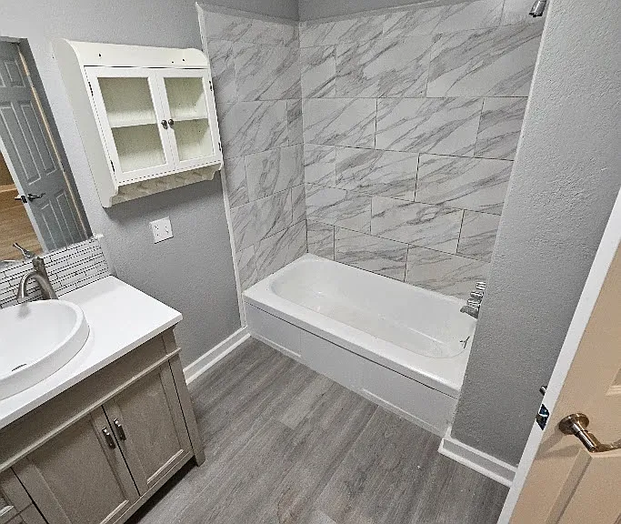 4004 Oakley Ave — Photo 6