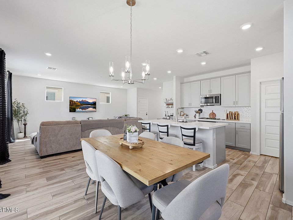 1st image of 14656 W VALENTINE Street