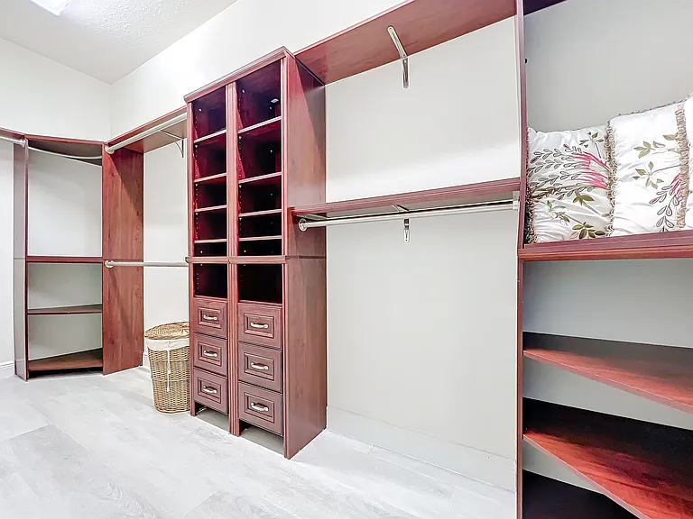 5310 Swift River Ct — Photo 44