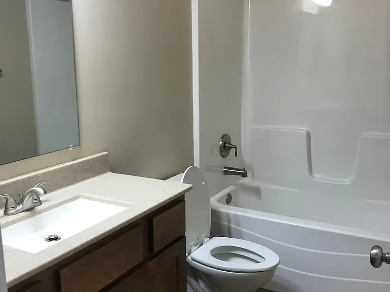 1070 Augusta Dr #1070 — Photo 12