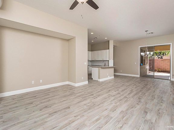 4th image of 1959 W Periwinkle Way