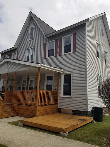 48 Green St Photo 1