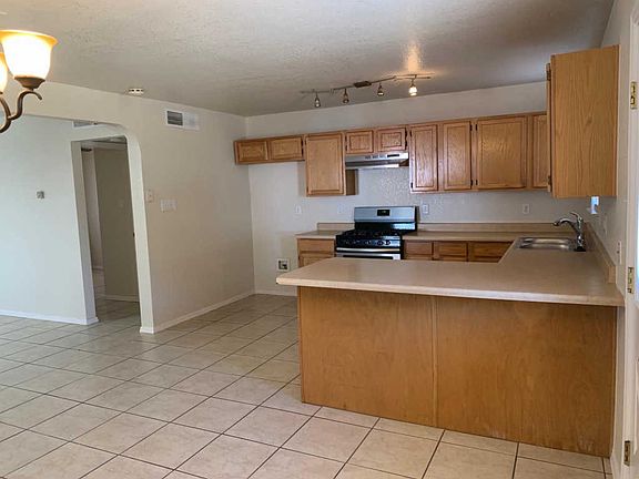 4th image of 9508 Bellis Ave