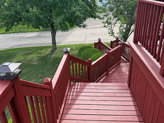 3rd image of 1303 Castle Dr