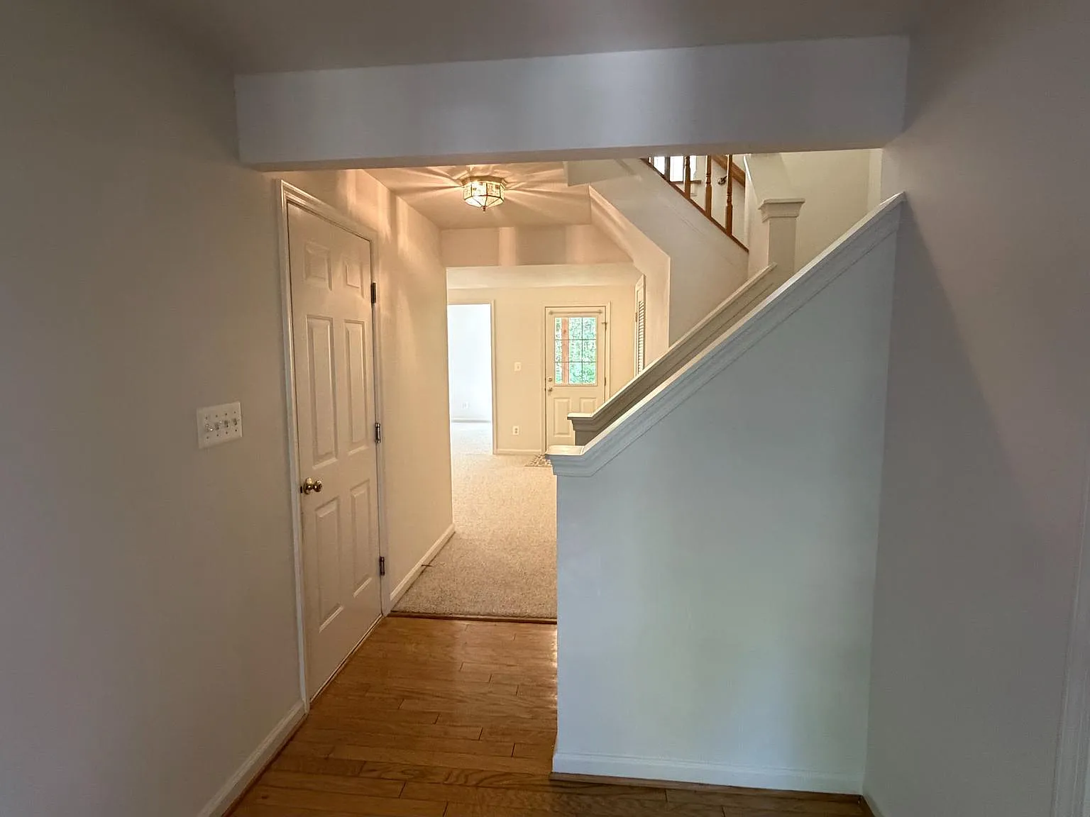 3 bed, 2.5 bath, 1628 sqft, $3,200 — Photo 3