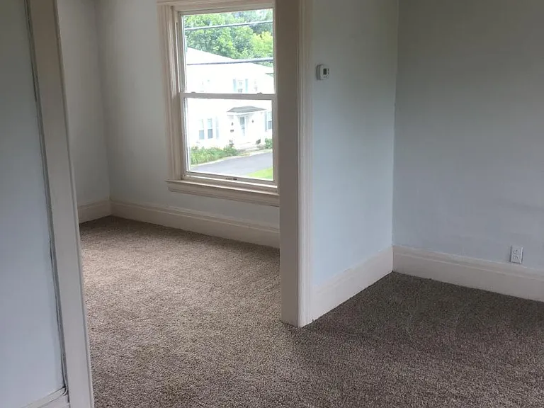 277 Teneyck St #275 — Photo 4