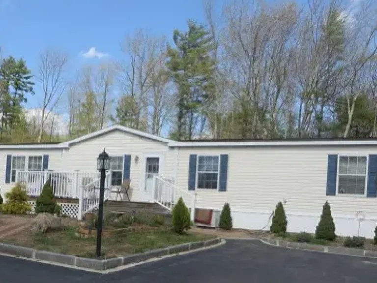 1094 White Mountain Hwy — Photo 1