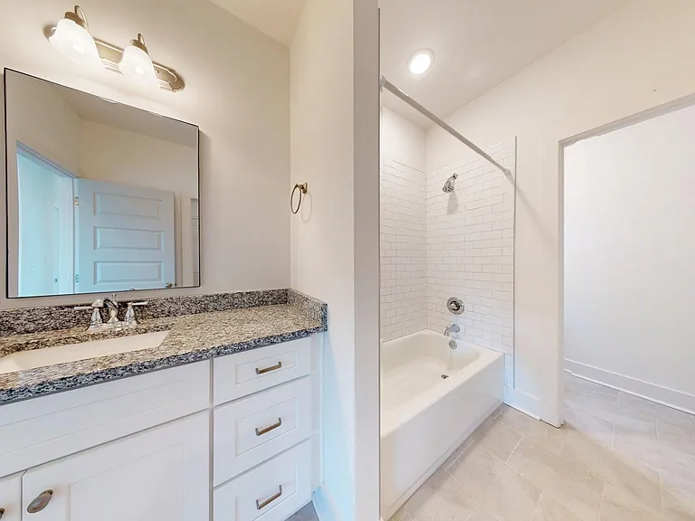 577 Piper Ave — Photo 8