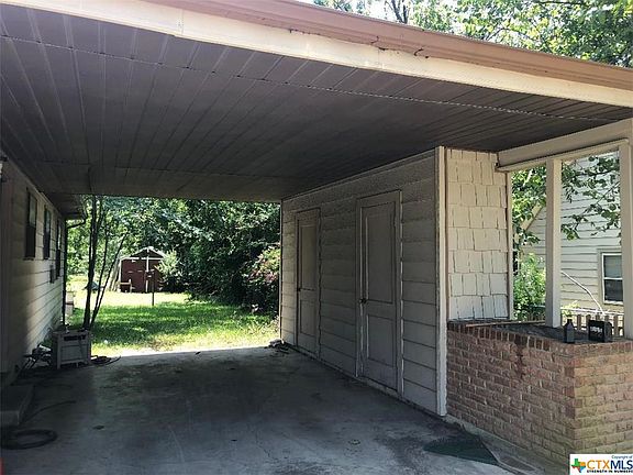 2nd image of 303 Meggs Blvd