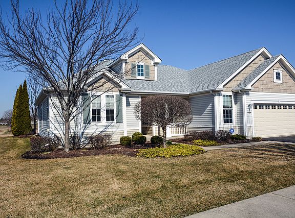 2nd image of 11981 Tuliptree Ln