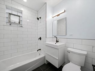 2642 N Sacramento Ave #2, Chicago, IL 60647