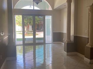 17200 SW 92nd Ct, Palmetto Bay, FL 33157