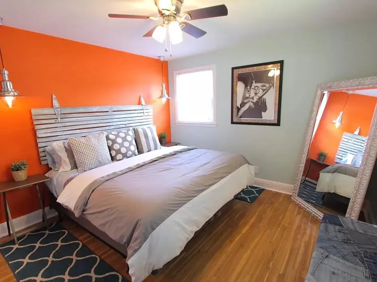 565 Whispering Hills Dr — Photo 11