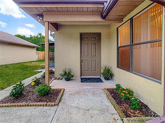 3rd image of 539 Bonnie Blvd