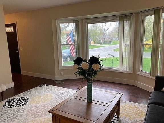 4th image of 2098 Innwood Dr SE