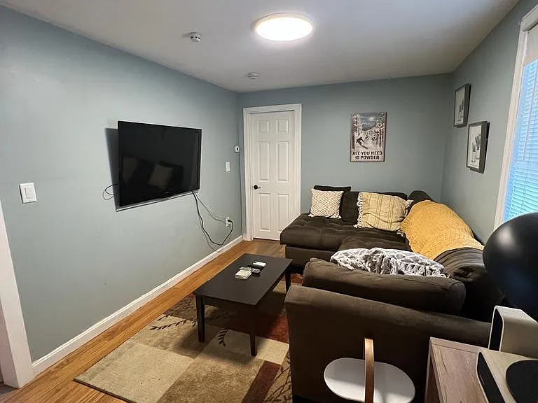 2 Clark St #1 — Photo 4