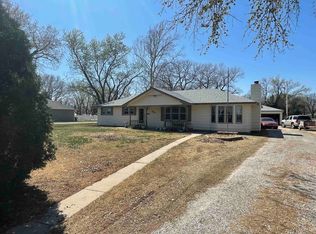 8111 S Hydraulic St, Haysville, KS 67060