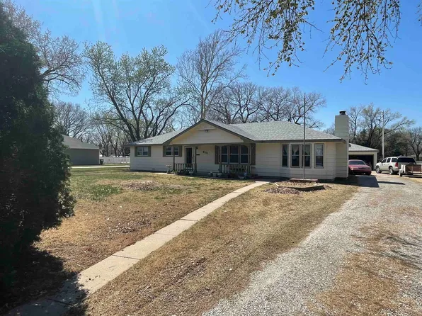 8111 S Hydraulic St, Haysville, KS 67060