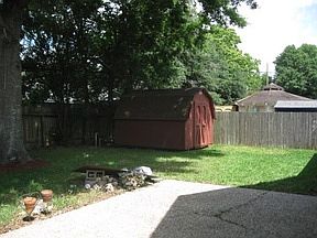 4th image of 2608 Blueberry Ln