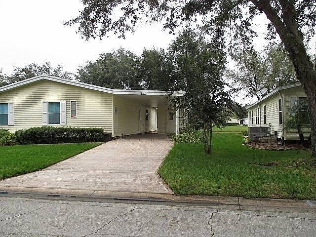 1st image of 11 Bluewater Lake Cir