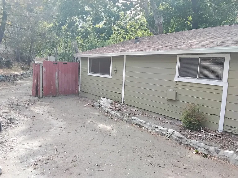 Lytle Creek Rd — Photo 10