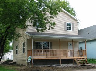 623 4th Ave S, Grand Forks, ND 58201