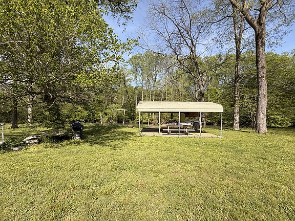 4th image of 63 Olivia Ln