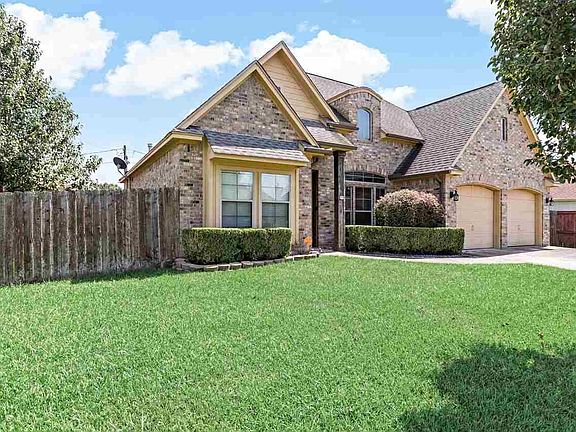 3rd image of 7965 Windcastle Dr