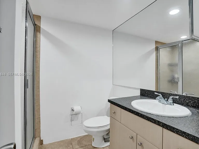 5600 Collins Ave #5R — Photo 32