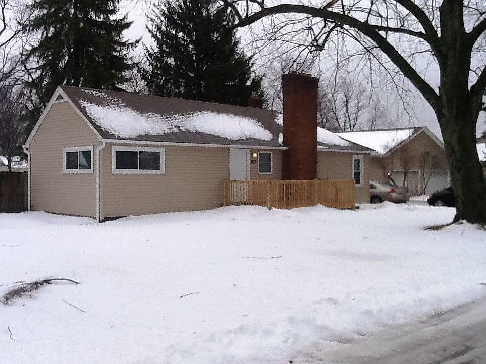 1st image of 975 Wise St