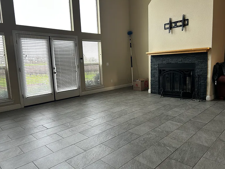 30003 N Vail Rd — Photo 14