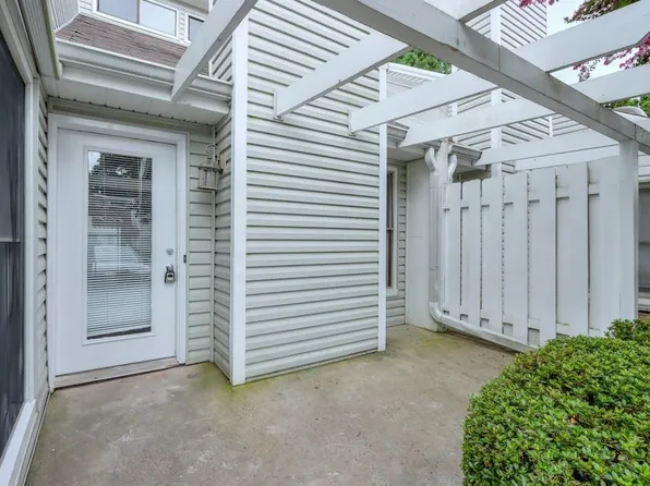 1627 Homestead Trl #1, Alpharetta, GA 30004