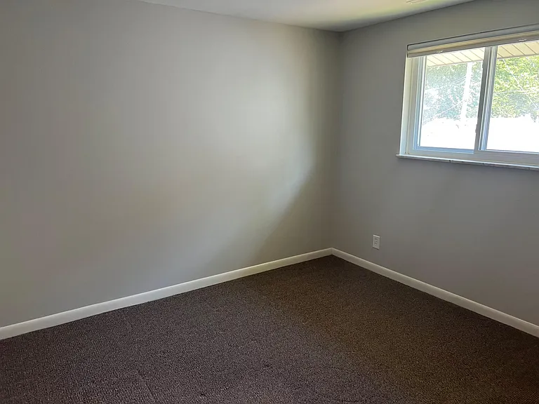217 Jefferson St — Photo 5