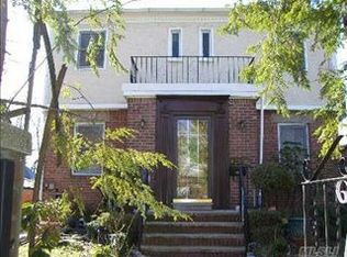 2606 163rd St, Flushing, NY 11358
