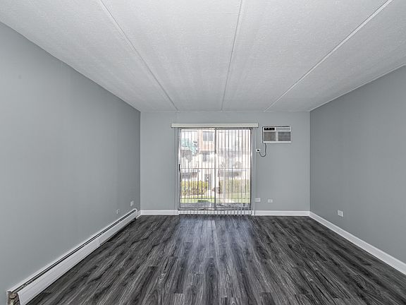 2nd image of 222 Shorewood Dr APT 1C