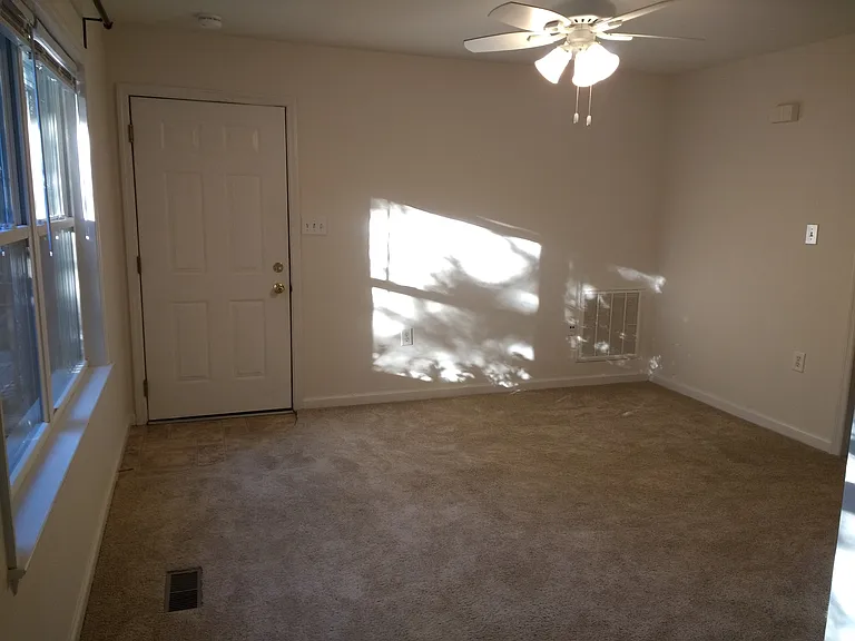 22 Independence Blvd — Photo 9