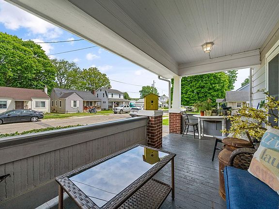 3rd image of 57 Homewood Ave
