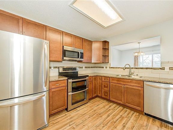3rd image of 4469 Redcliff North Ln