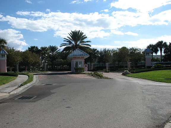4th image of 4894 Beach Dr SE #F