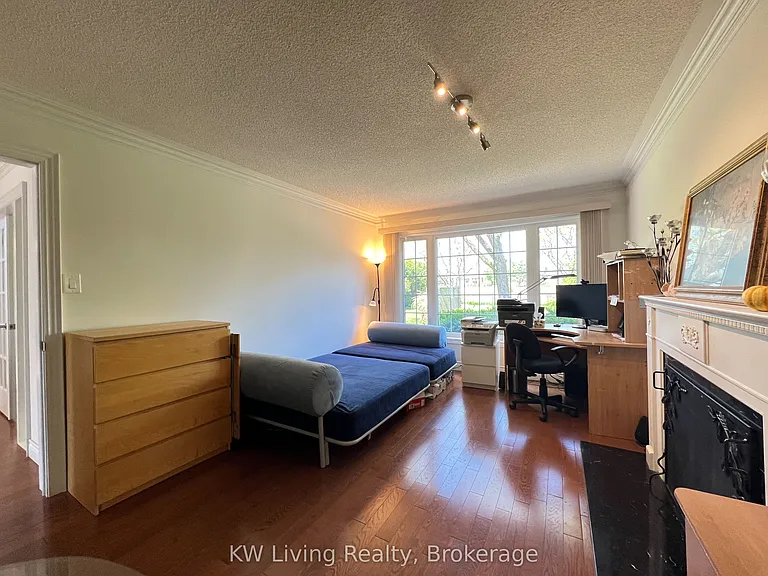 2055 Hadfield Ct — Photo 14
